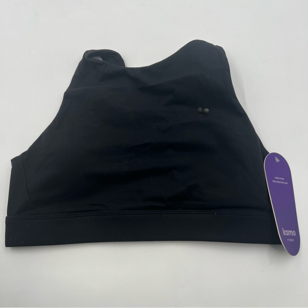 Kamo Fitness sports bra with strappy back.‎ SZ small.  Removable pads NWT